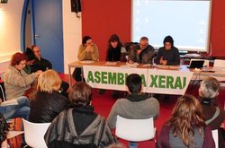 Asemblea da asociación ecoloxista ADEGA.