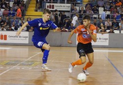 Derbi entre Azkar Lugo e Burelas no pazo de Lugo.