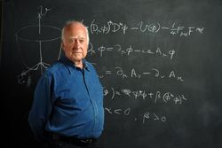 Peter Higgs, autor de la teoría del bosón que lleva su nombre/ El Navegante