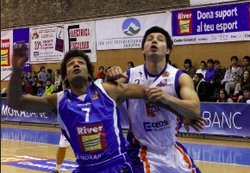Devin Wright, pívot lugués que xoga no equipo de baloncesto de Andorra / River Andorra