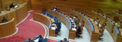 Parlamento de Galicia durante o veto da oposición pola censura aos convidados / eva vazquez twitter