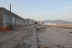 Obras no litoral ao carón da antiga fábrica de Massó en Cangas / Arquivo