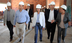 Rosa Quintana visitando as obras co alcalde de Lalín e co presidente da Deputación de Pontevedra/ GC