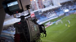 Cámara da TVG filmando o fútbol nun partido do Celta en Balaídos /crtvg.es