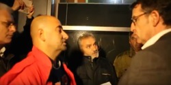 Feijóo, cos representantes do cerco, en Carballo. / Eu apoio o cerco en Galicia.