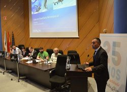 José Antonio Vilán explicou as oportunidades que ofrece o Grao de Enxeñaría Aeroespacial