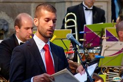 O tenor compostelán Diego Neira