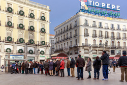 Comprando Lotería de Nadal en Madrid / Barcex wikimedia