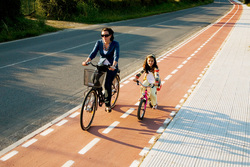 Un carril bici en Carballo / Turismocarballo.com