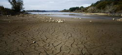 Estado do embalse de Cecebre, na Coruña, coa seca / elconfidencial.com