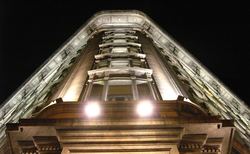 Edificio do Banco Pastor. 1922. Antonio Tenreiro en colaboración con Peregrín Estellés. Cantón pequeno, 1, A Coruña / Iria-Friné Rivera Vázquez