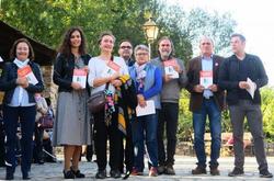 Parte da organización dos I Premios Morales de promoción do galego no Bierzo | Grupo As Médulas