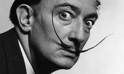 Unha fotografía do xenial pintor Salvador Dalí