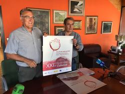 Alcalde do Barco e Presidente do Consello Regulador presentando o cartel. Fonte: CRDORS