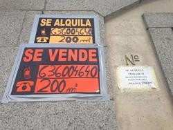 Carteis de aluguer de vivenda. EUROPA PRESS - Arquivo / Europa Press