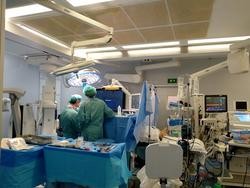 Cirurxía nun quirófano / Sergas