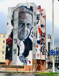 Sada (A Coruña) homenaxea a Isaac Díaz Pardo cun mural urbano / CONCELLO DE SADA