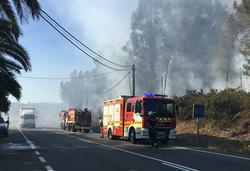 Incendio no municipio da Estrada (Pontevedra), na parroquia de Loimil / Emerxencias A Estrada.