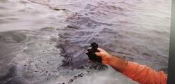 Mancha de fuel na ría de Arousa detectada o 13 de outubro de 2020 / @DELGOBGALICIA