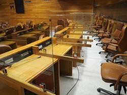 Biombos do Parlamento de Galicia situadas para separar os escanos dos deputados no hemiciclo galego no XI Lexislatura. PARLAMENTO DE GALICIA - Arquivo / Europa Press