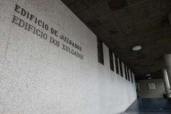 Arquivo - Edificio dos xulgados de Vigo. MIGUEL RIOPA/COLEXIO DE PROCURADORES DE VIGO