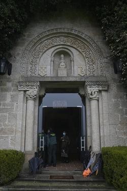 Axentes da Garda Civil na entrada do Pazo de Meirás o día da súa devolución ao Estado. EUROPA PRESS/M.Dylan.POOL - Europa Press - Arquivo / Europa Press