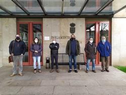 Representantes da fronte social contrario ao novo plan forestal da Xunta. SINDICATO LABREGO / Europa Press