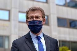O presidente da Xunta de Galicia, Alberto Núñez Feijóo, tras unha reunión coa ministra de Economía na sede do Ministerio, a 30 de abril de 2021, en Madrid (España). Esta reunión pretende abordar a crise que viven varias industrias galegas, as. A. Pérez Meca - Europa Press