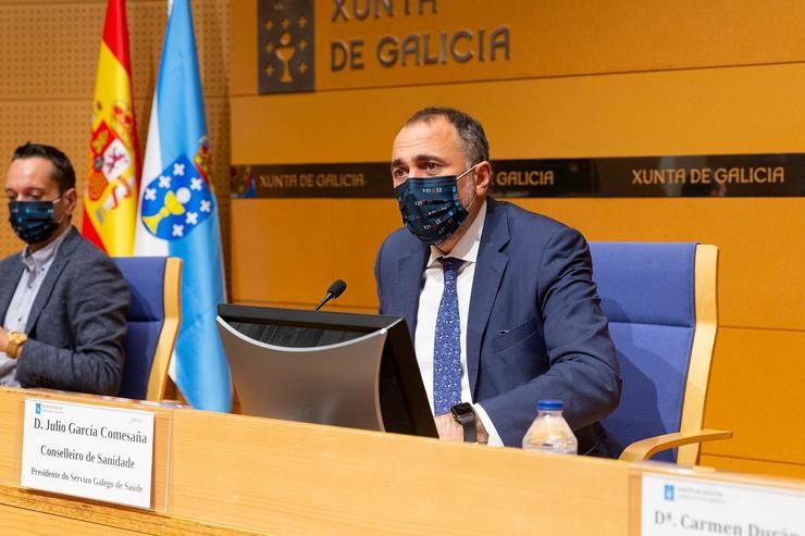 O conselleiro de Sanidade, Julio García Comesaña, en rolda de prensa tras a reunión do comité clínico.. XUNTA