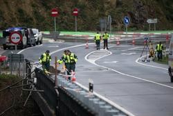 Un equipo especializado da Garda Civil participa na reconstrución do accidente do autobús sinistrado no río Lérez / Europa Press - Arquivo