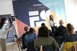 Arquivo - Presentación do FICBueu 2022 - Rafa Estévez