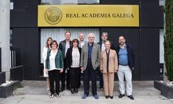 A Real Academia Galega e a Academia Valenciana da Llengua reúnense para buscar vías de colaboración comúns na defensa dos dous idiomas. RAG / Europa Press