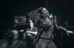 Alanis Morissette actuará o 9 de xullo no Coliseum da Coruña / ALANIS MORISSETTE