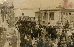 A Real Academia Galega celebra o día de Todos os Santos con fotografías históricas do seu arquivo.. REAL ACADEMIA GALEGA / Europa Press