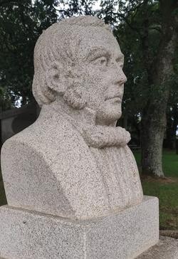 Busto do científico José Rodríguez en Bermés (Lalín) / RAGC - Arquivo