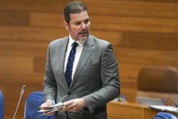 O conselleiro de Cultura, Lingua e Xuventude, José López Campos, no Parlamento / Mónica Arcay Carro - Arquivo