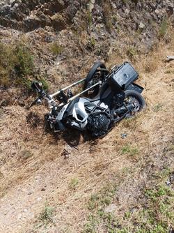 Moto implicada nun accidente en Viana do Bolo (Ourense) / GARDA CIVIL