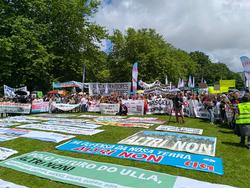 Integrantes da plataforma Ulloa Viva nunha protesta contra Altri / remitida