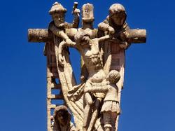 O cruceiro de Eiroa, agora desfeito tras o paso da borrasca Herminia / Ría de Noia FB