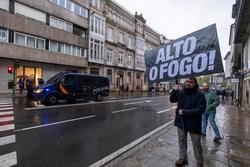 Manifestantes saen ás rúas de Santiago de Compostela en solidariedade co pobo palestino en Santiago de Compostela / César Argina