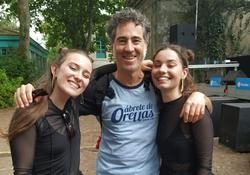 O locutor Pepe Cunha con Fillas de Casandra / XdC