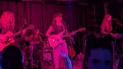 Somos Leria no concerto do Día dos Medios en Galego no Playa Club da Coruña / Amega