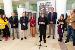 O conselleiro de Cultura, Lingua e Xuventude, José López Campos, co artista Xosé Vizoso / XUNTA - Arquivo