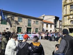Protesta de Ulloa Viva en Melide contra Altri / remitida