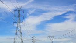 Torres e cableado eléctricos / Miteco