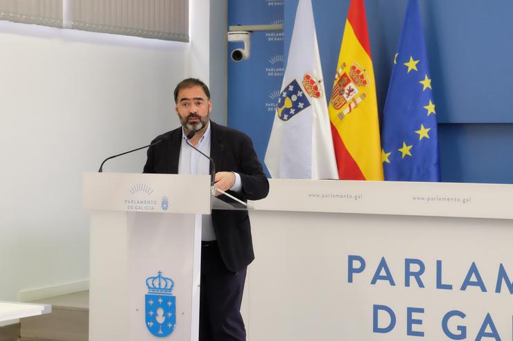O portavoz parlamentario do PPdeG, Alberto Pazos, en rolda de prensa / PPDEG