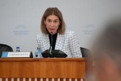 A secretaria xeral técnica da Consellería de Sanidade, Natalia Lobato, na comisión 5ª do Parlamento galego.. XUNTA / Europa Press