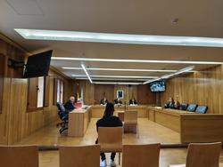 Xuízo en Lugo contra un acusado de arrincarlle parte do dedo a outro home durante unha pelexa en Foz / Europa Press