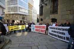 Protesta reclamando a Casa Cornide / M. Dylan - Arquivo