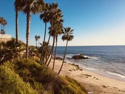 A costa de Laguna Beach en California